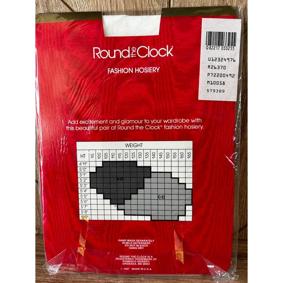 NOS Vintage Round the Clock 100% Nylon Pantyhose in Opaque White Sz A/B - Picture 2 of 2